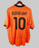 Netherlands 2000-01 Bergkamp Short Sleeve Home Kit (XL)