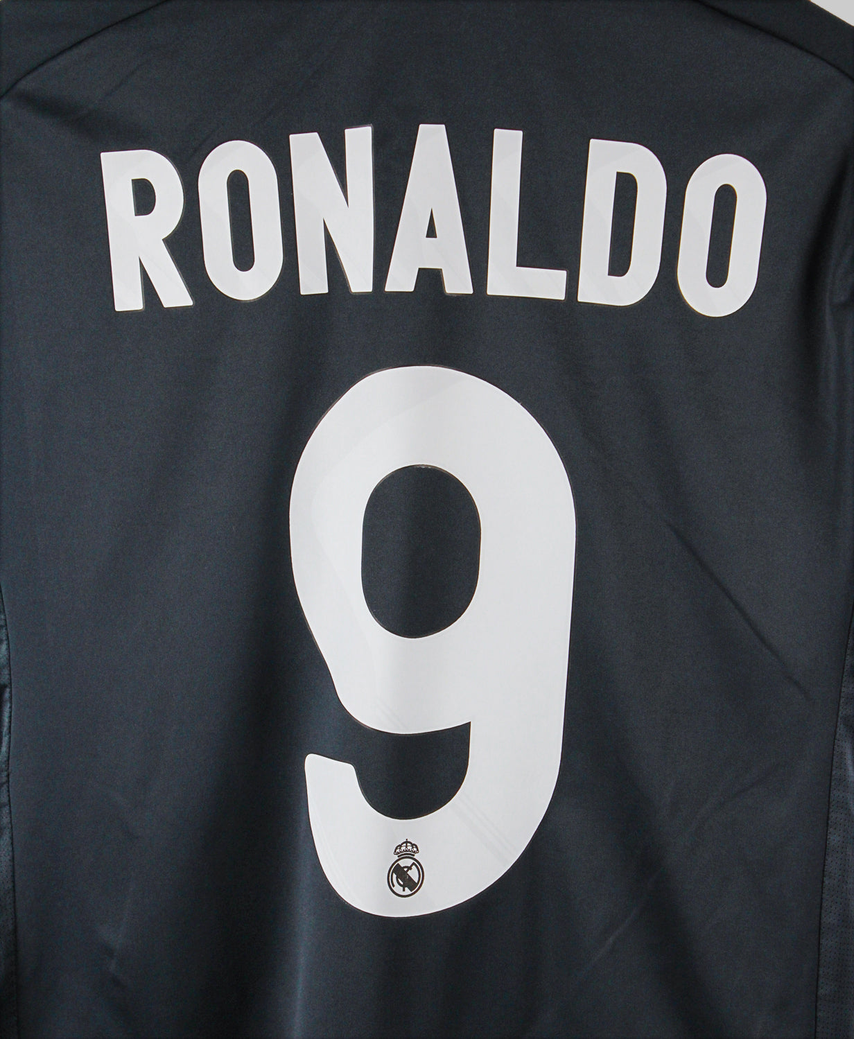 Real Madrid 2009-10 Ronaldo Short Sleeve Away Kit (M)
