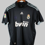 Real Madrid 2009-10 Ronaldo Short Sleeve Away Kit (M)