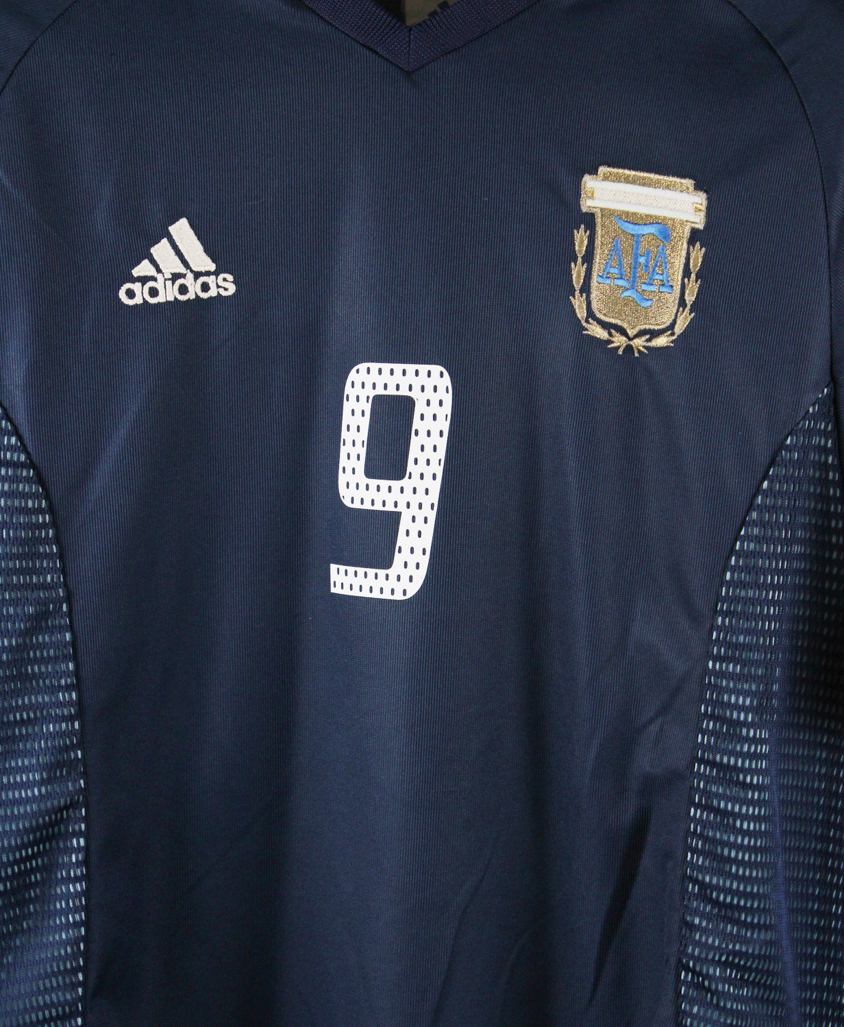 Argentina 2002-03 Batistuta Short Sleeve Away Kit (S)