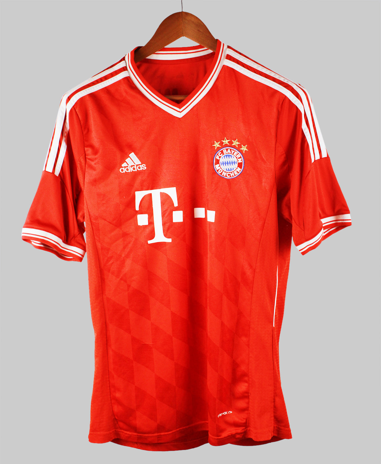 Bayern Munich 2013-14 Ribery Short Sleeve Home Kit (M)