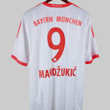 Bayern Munich 2012-13 Mandzukic Short Sleeve Away Kit (XL)