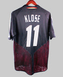 Germany 2004-05 Klose Away Kit  (L)