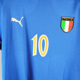 Italy 2003-04 Totti Short Sleeve Home Kit (M)