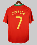 Portugal 2008-09 Ronaldo Short Sleeve Home Kit (M)
