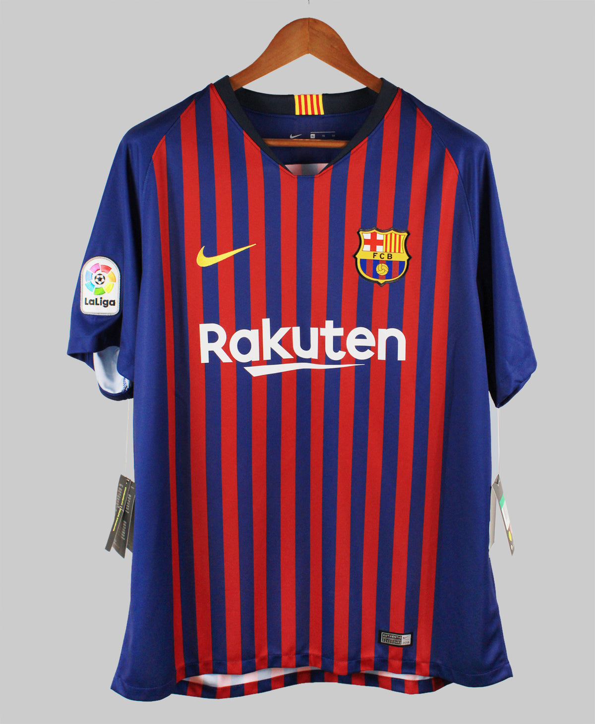 Barcelona 2017-18 Messi Short Sleeve Home Kit (XL)