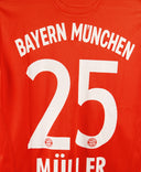 Bayern Munich 2009-10 Muller Home Kit  (M)