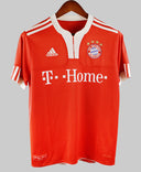 Bayern Munich 2009-10 Muller Home Kit  (M)