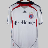 Bayern Munich 2006-07 Klose Away Kit (M)