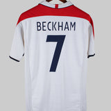 England 2004-05 Beckham Short Sleeve Home Kit (M)
