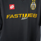 Juventus 2001-02 Montero Away Kit (M)