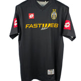 Juventus 2001-02 Montero Away Kit (M)