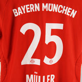 Bayern Munich 2007-08 Muller Youth Home Kit (YXL)