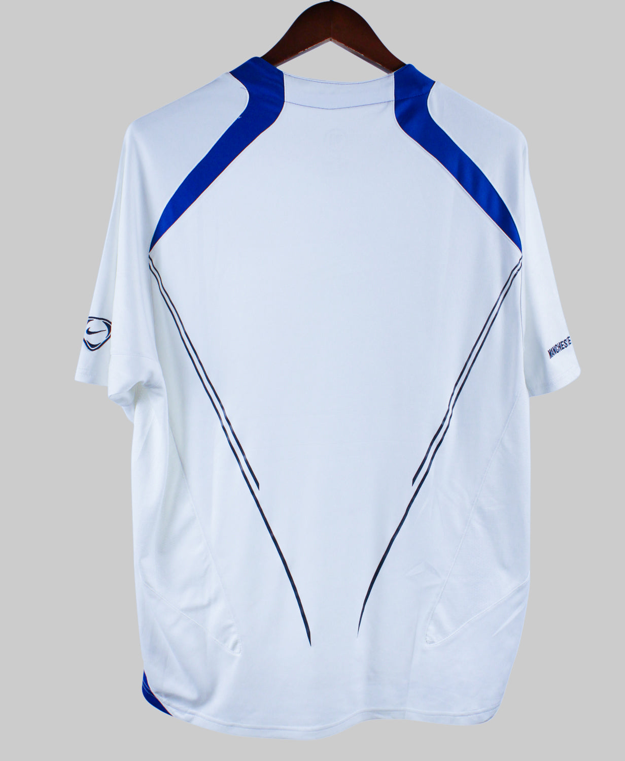 Manchester United 2005-06  Training Kit  (L)