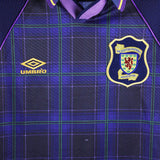 Scotland 1994-95  Home Kit  (L)