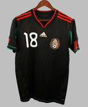Mexico 2010 A. Guardado Away Kit (S)