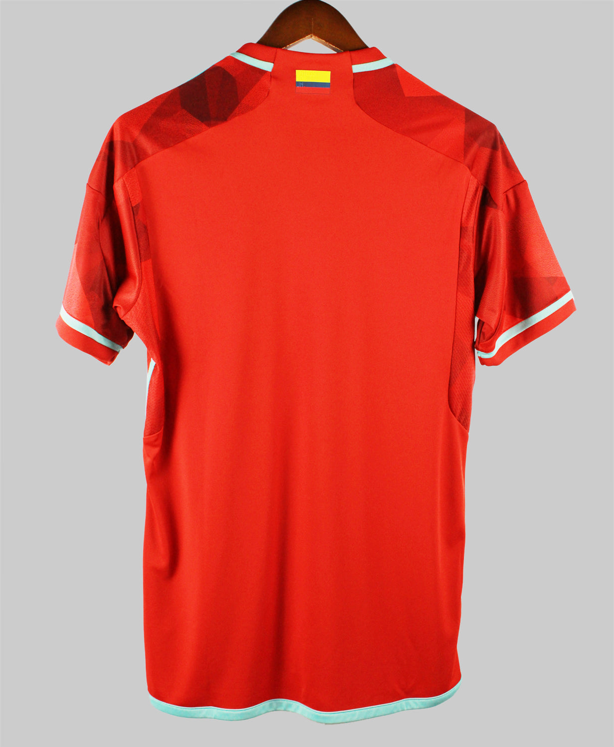 Colombia 2022 Away Kit (M)