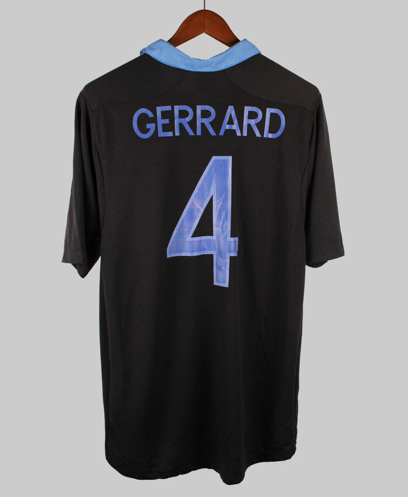 England 2011-12 Gerrard Away Kit (XL)
