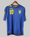 Sweden 2006-07 Ibrahimovic Away Kit (L)