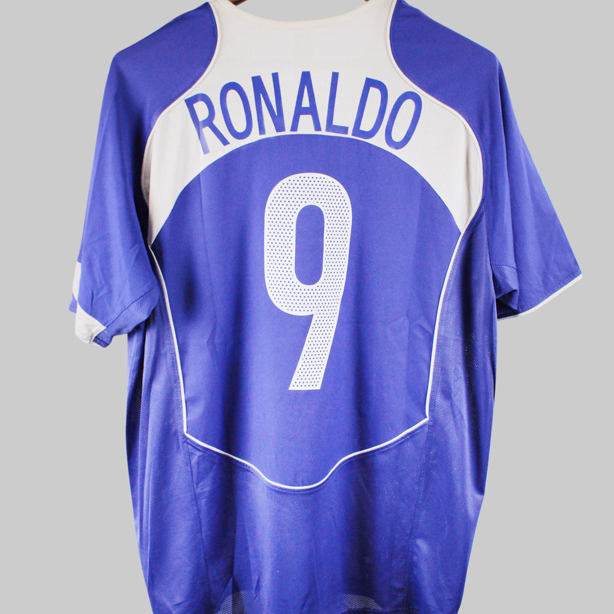Brazil 2004-05 Ronaldo Away Kit (L)