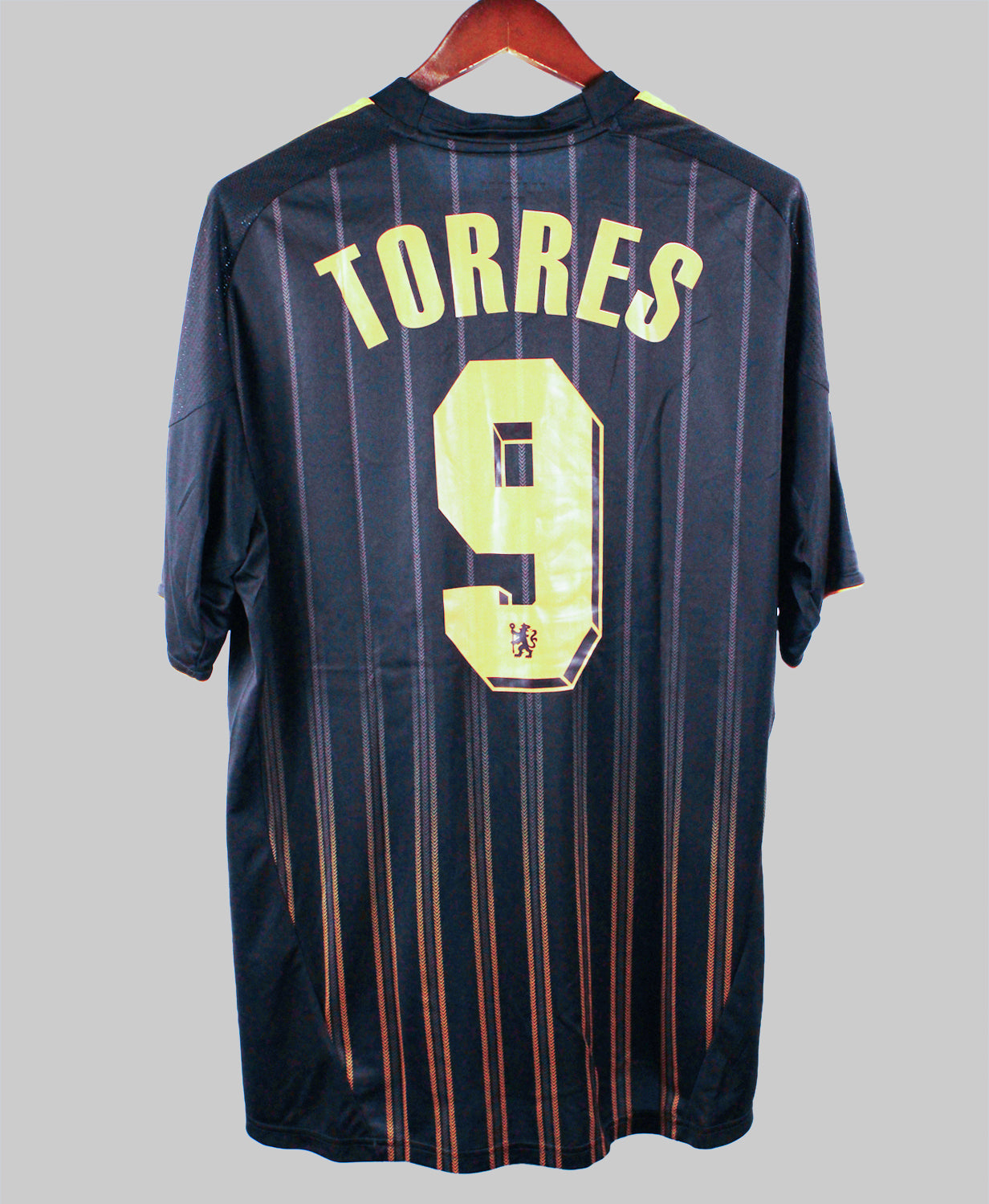 Chelsea 2010-11 Torres Away Kit (XL)
