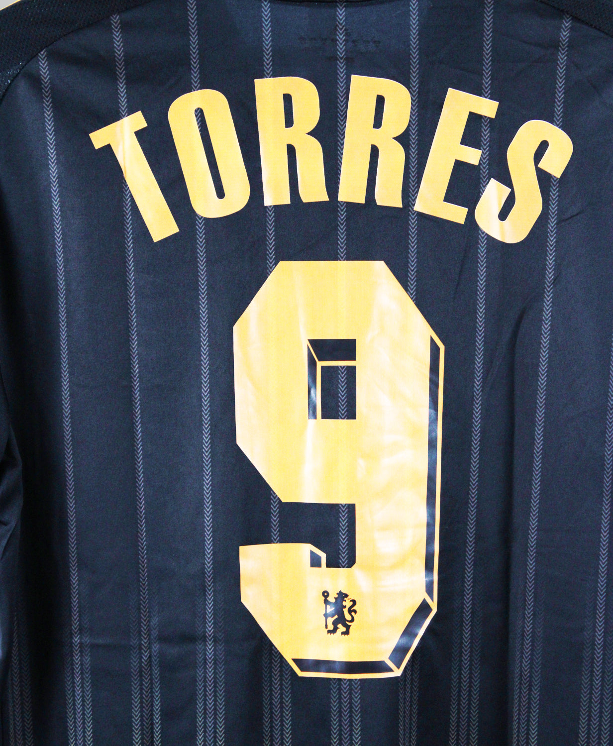 Chelsea 2010-11 Torres Away Kit (XL)