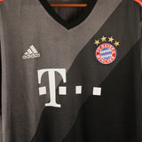 Bayern Munich 2016-17 Lewandowski Away Kit (2XL)