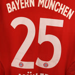 Bayern Munich 2008-09 Muller Home Kit (L)
