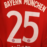 Bayern Munich 2008-09 Muller Home Kit (L)