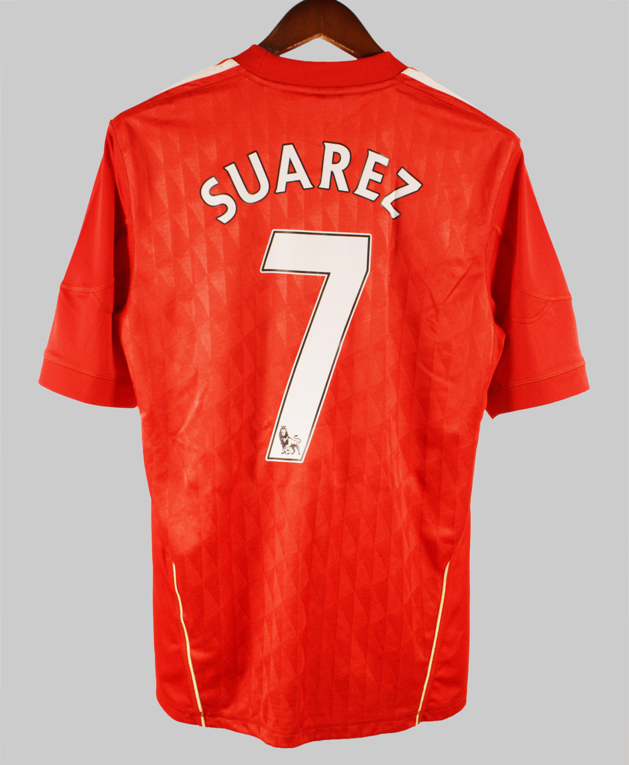Liverpool 2010-11 Suarez Home Kit (M)
