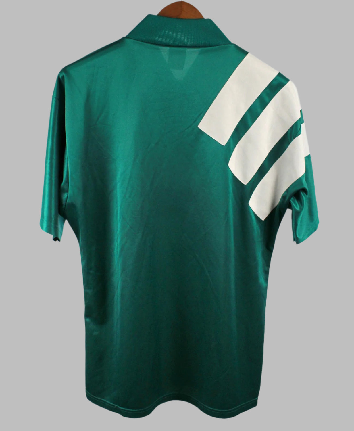 Liverpool 1992-93 Away Kit (L)