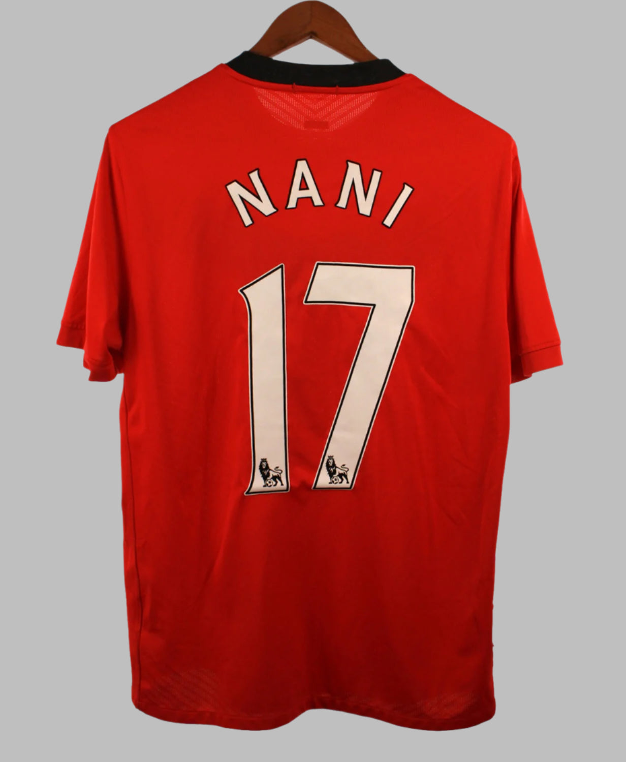 Manchester United 2009-10 Nani Home Kit (L)