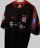 Bayern Munich 2004-05 Scholl Third jersey