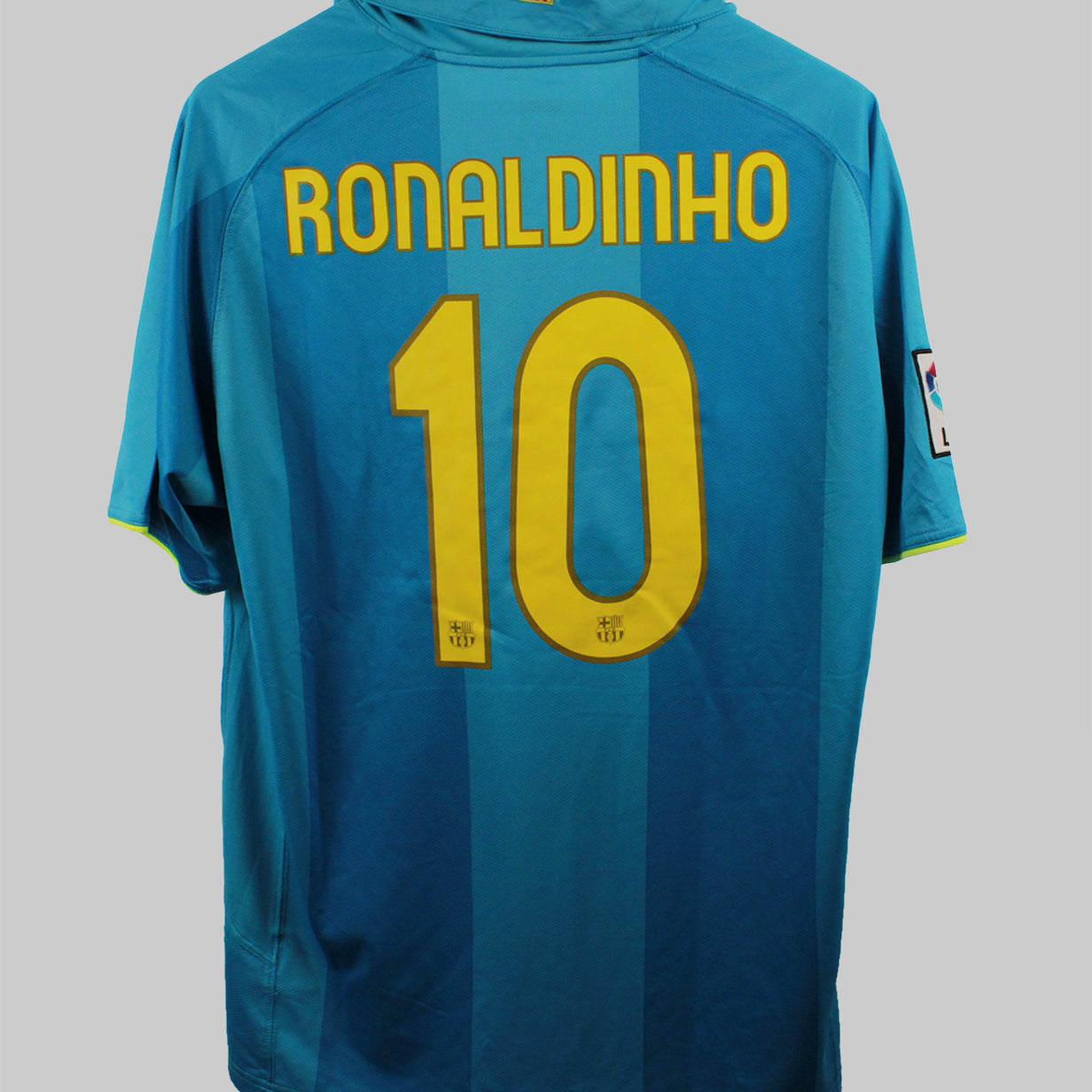 Barcelona 2007-08 Ronaldinho Away Kit (XL)