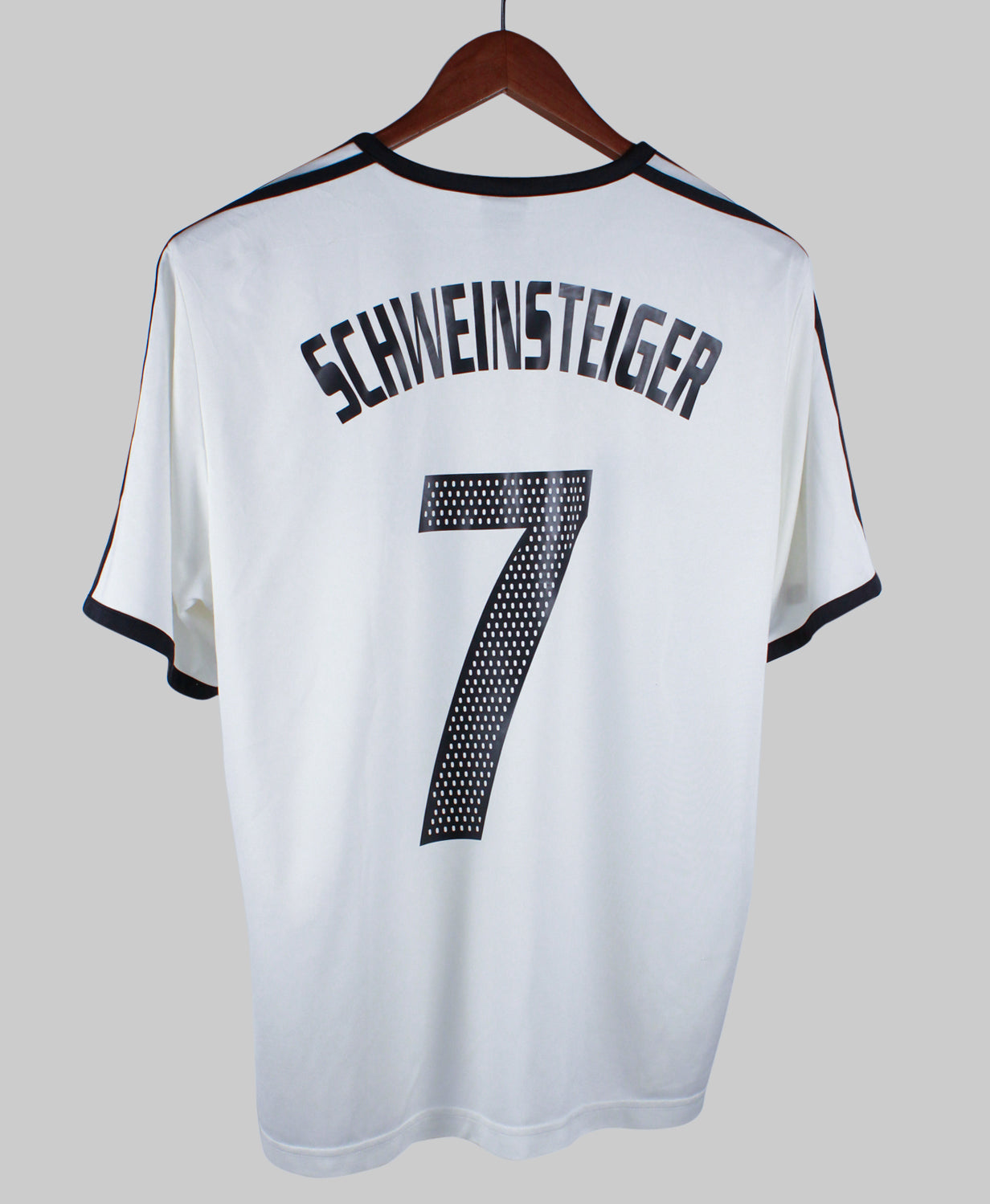 Germany 2016-17 Schweinsteiger Home Kit (L)