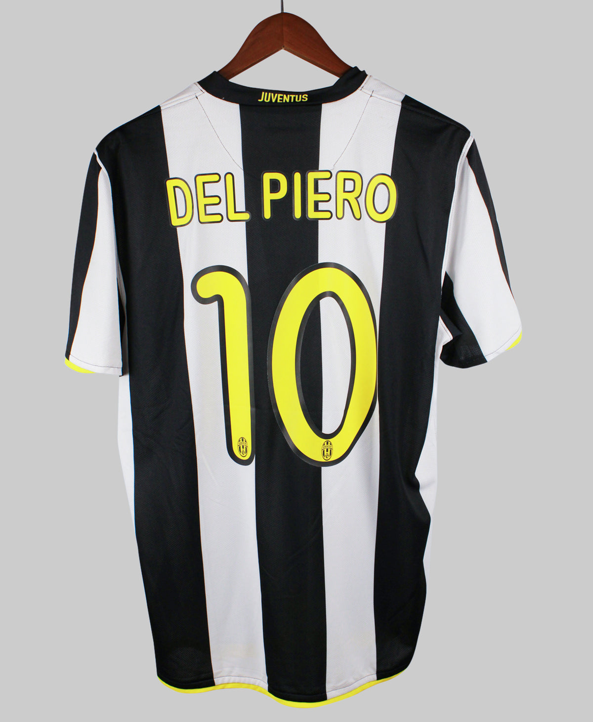 Juventus 2008-09 Del Piero Home Kit (L)