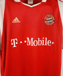 Bayern Munich 2003-04 Pizarro Home Kit (L)