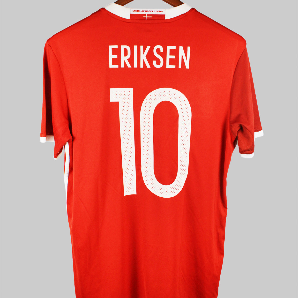 Denmark 2015-16 Eriksen Home Kit (M)
