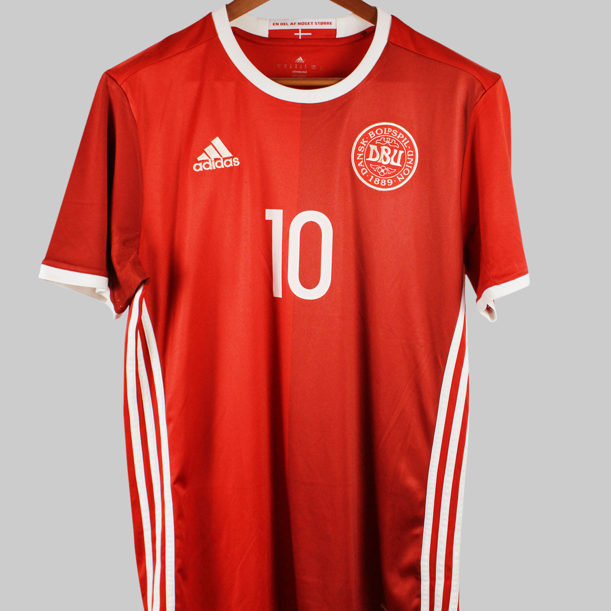 Denmark 2015-16 Eriksen Home Kit (M)