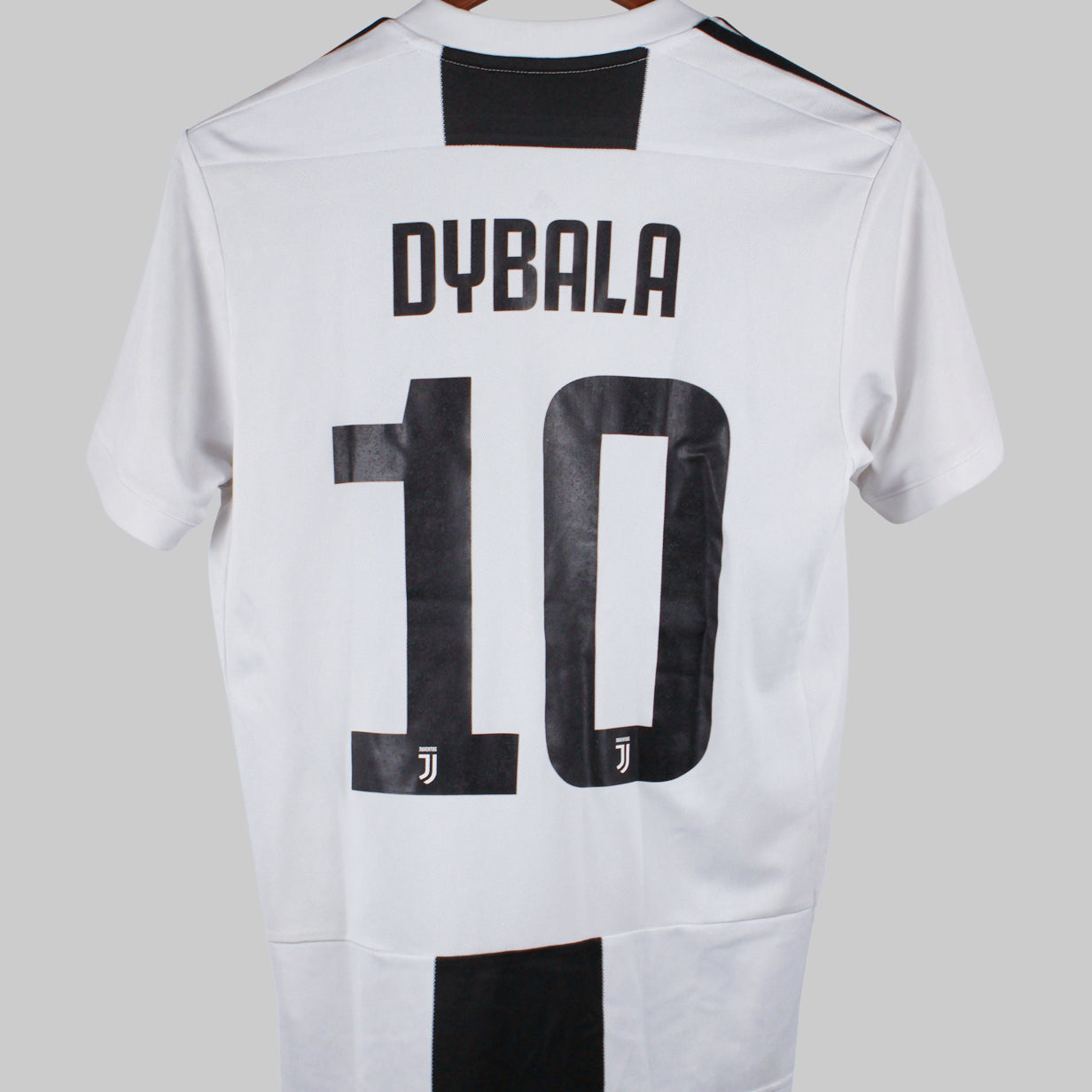 Juventus 2018-19 Dybala Home Kit (S)