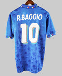 Italy 1994-95 R. Baggio Home Kit  (M)