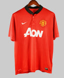 Manchester United 2013-14 V. persie Home Kit  (XL)