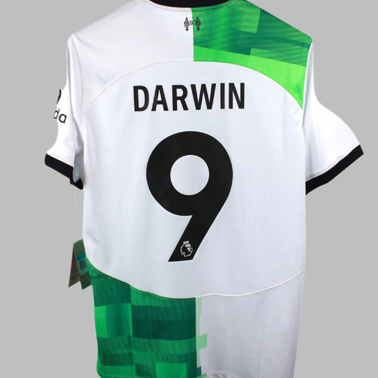 Liverpool 2023-24 Darwin Away Kit W/ Tags (M)