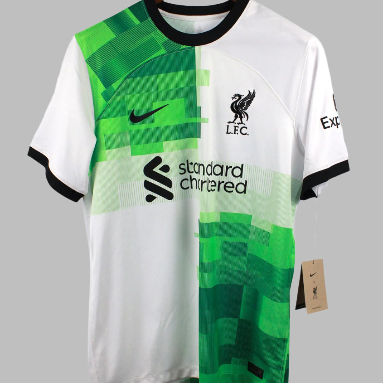 Liverpool 2023-24 Darwin Away Kit W/ Tags (M)