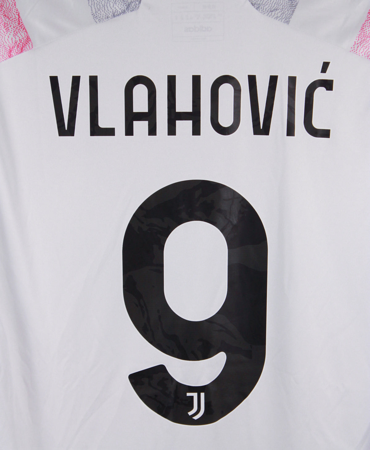 Juventus 2023-24 Vlahovic Away Kit (XL)