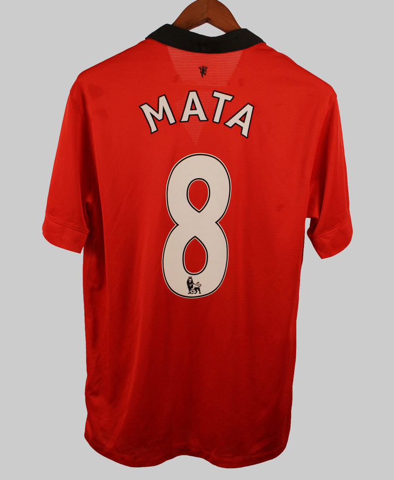 Manchester United 2013-14 Mata Home jersey shirt (L)