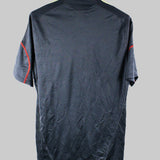 Liverpool 2009-10 Away Kit (L)