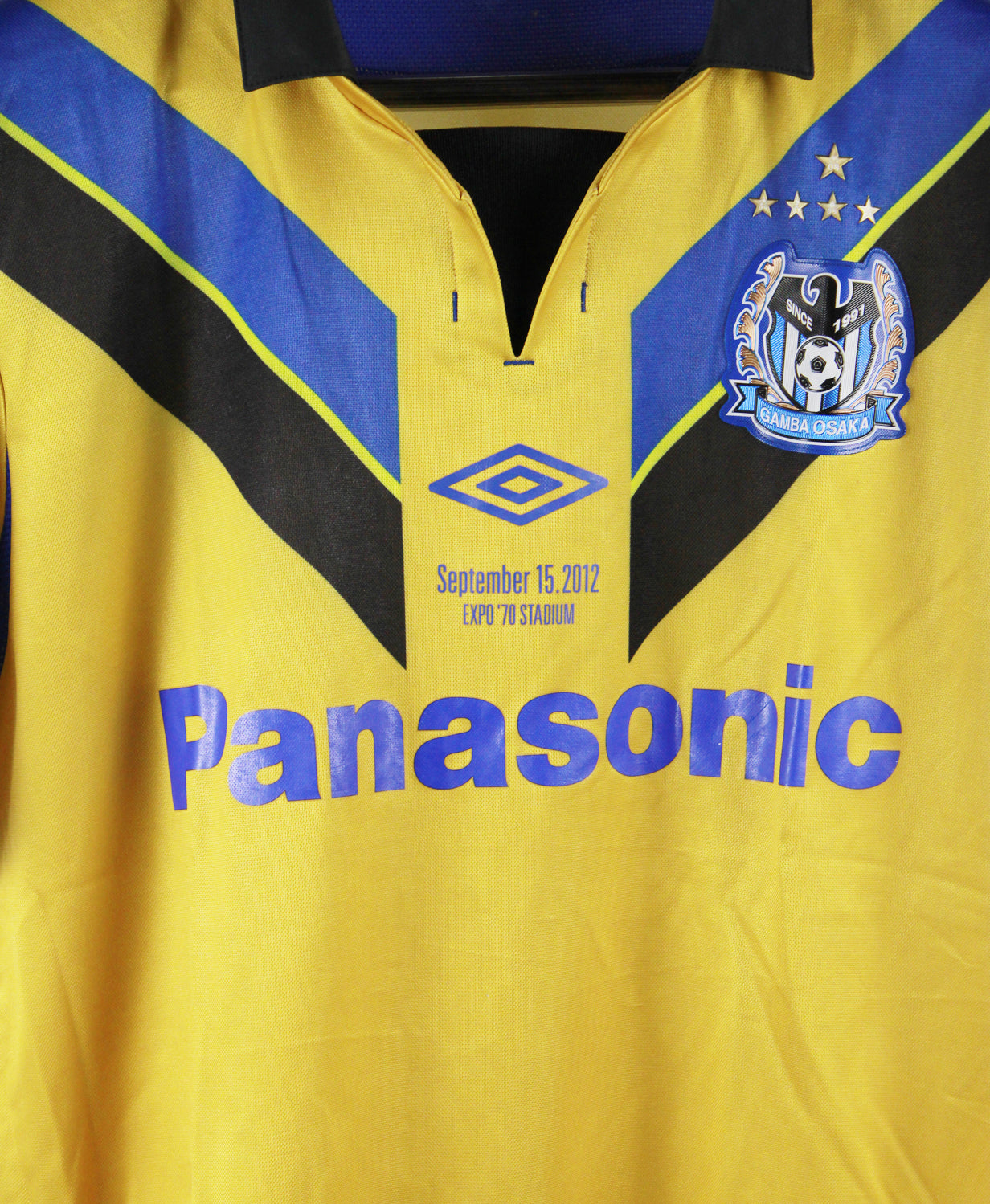 Gamba Osaka 2012-13   Third Kit  (L)