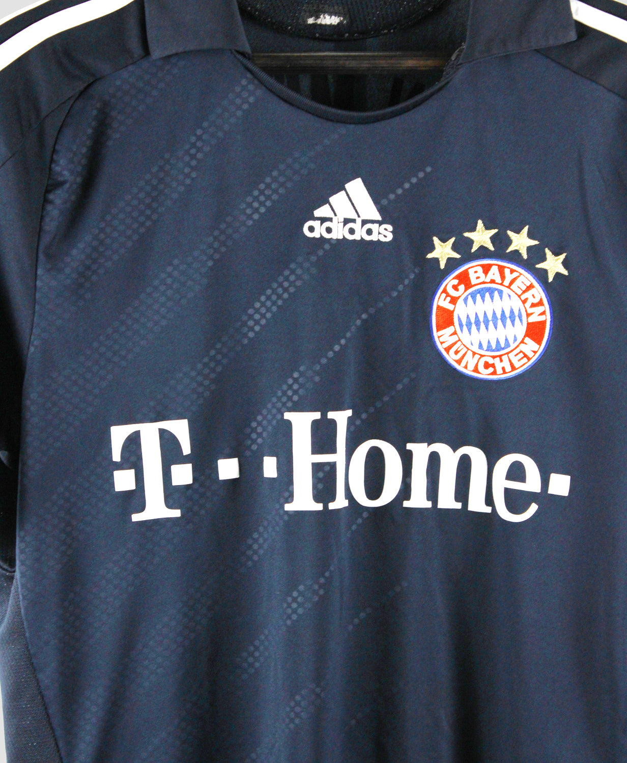 Bayern Munich 2008-09 Away Kit (M)