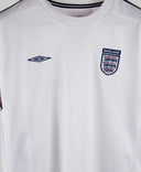 England 2001-02  Trainer Kit (M)